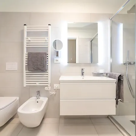 Luce Di Mare - Design Apartment With Sea View In Alassio Exterior foto