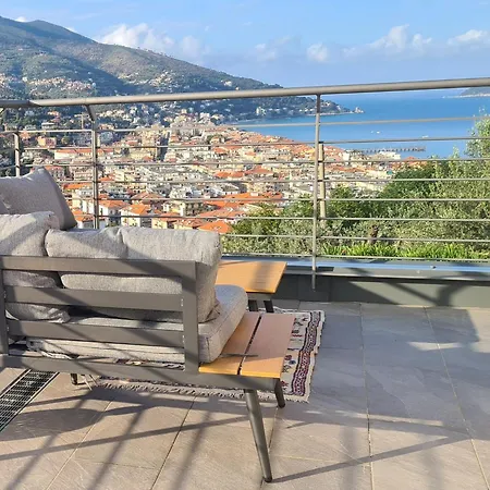 Luce Di Mare - Design Apartment With Sea View In Alassio Exterior foto