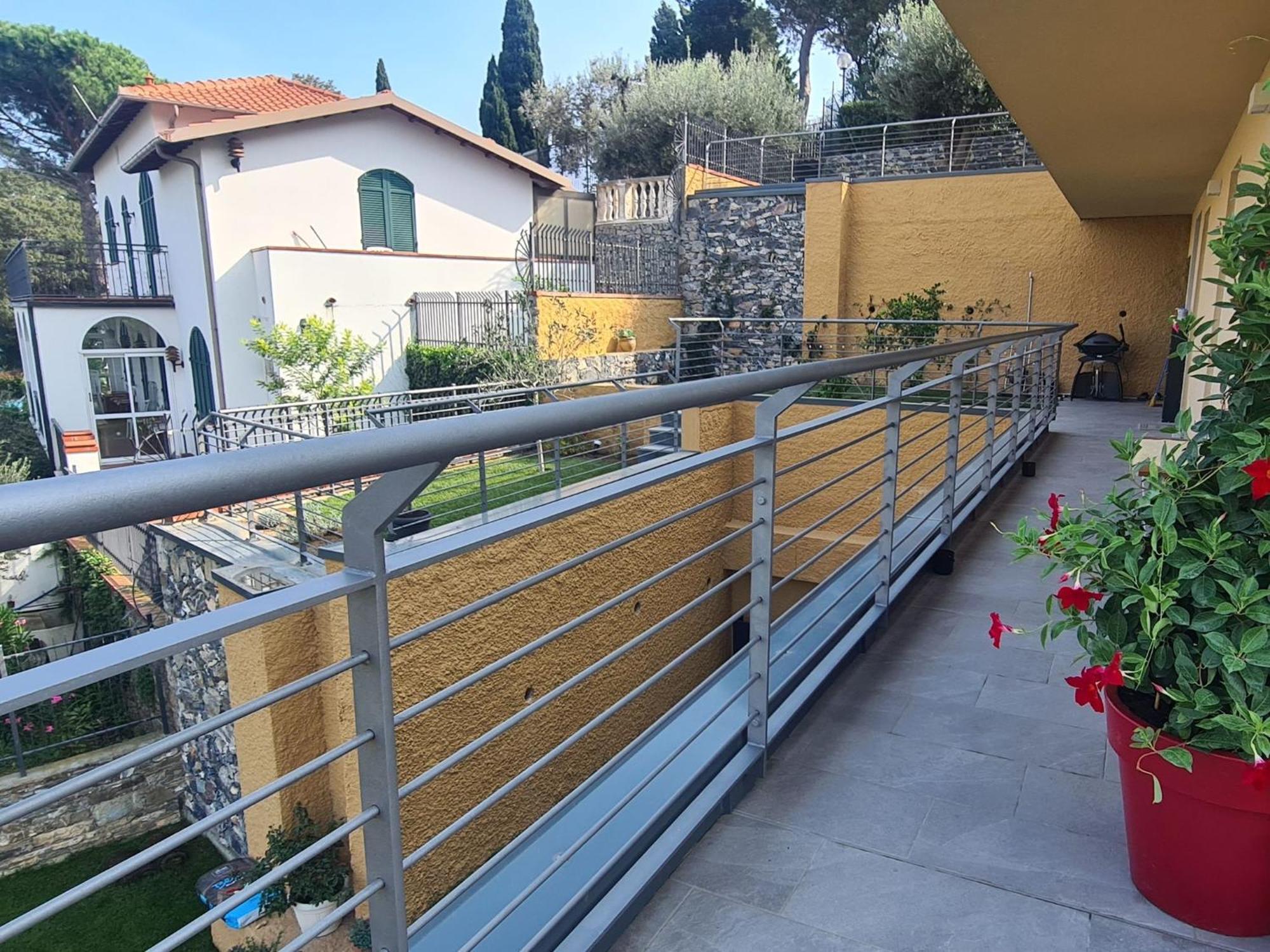 Apartment Luce Di Mare - Design With Sea View In Alassio