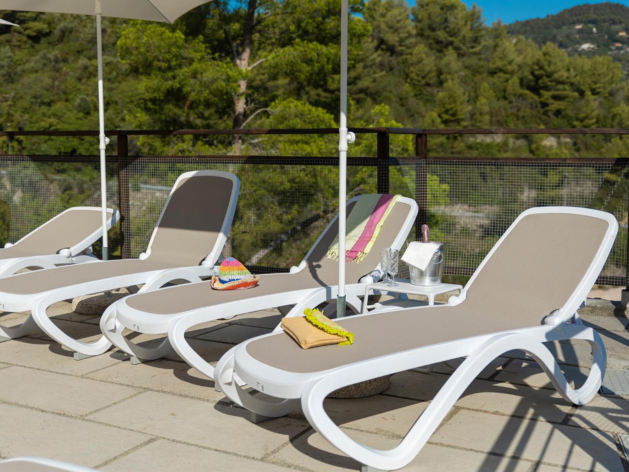 Luce Di Mare - Design With Sea View In * Alassio